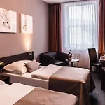 酒店 Interhotel