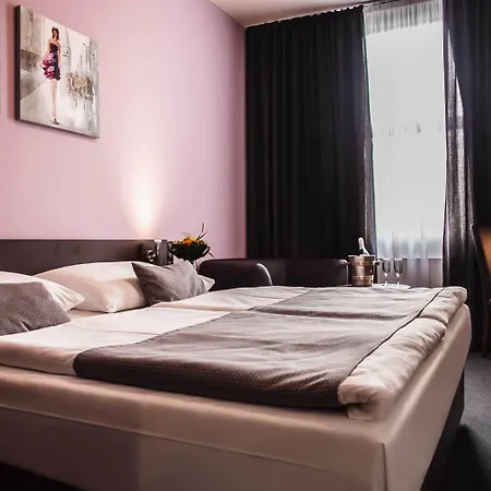 Interhotel Ξενοδοχείο Zlín