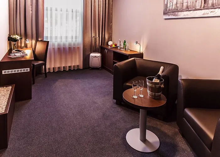 酒店 Interhotel 4*