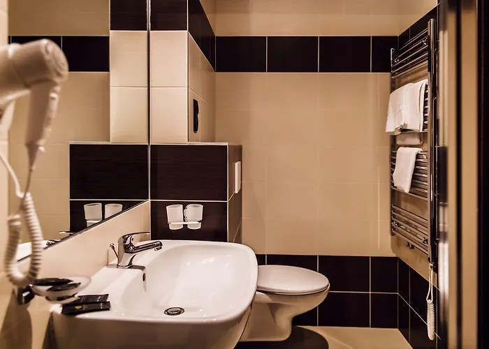 酒店 Interhotel 4*