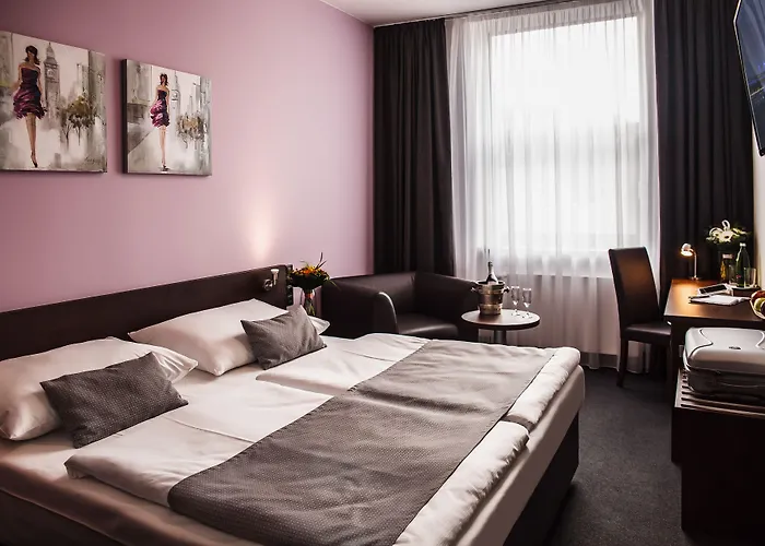 酒店 Interhotel 4*